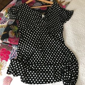 NWT Polka dot BEAUTY.   FREE gift with every purchase, what will yours be???